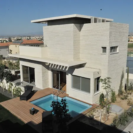 E-Hotel Larnaca Resort & Spa-2